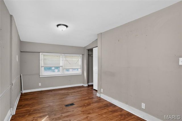 16 Miller Place, St Louis, MO 63135