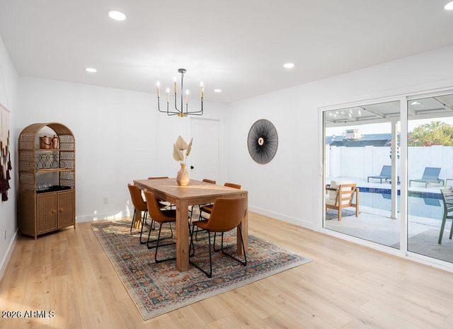 6002 E HARTFORD Avenue, Scottsdale, AZ 85254