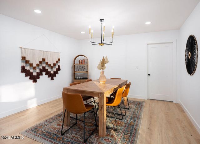 6002 E HARTFORD Avenue, Scottsdale, AZ 85254
