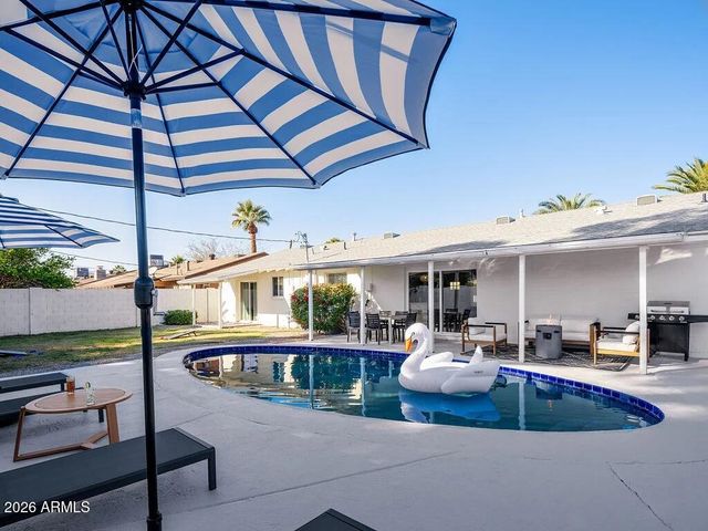6002 E HARTFORD Avenue, Scottsdale, AZ 85254