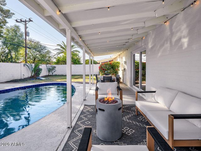 6002 E HARTFORD Avenue, Scottsdale, AZ 85254