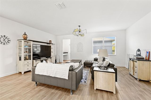 11442 LISTENING DRIVE, Orlando, FL 32832