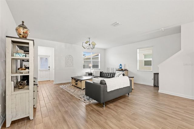 11442 LISTENING DRIVE, Orlando, FL 32832