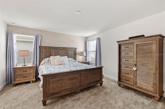 11442 LISTENING DRIVE, Orlando, FL 32832