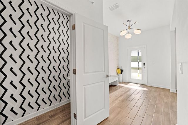 11442 LISTENING DRIVE, Orlando, FL 32832