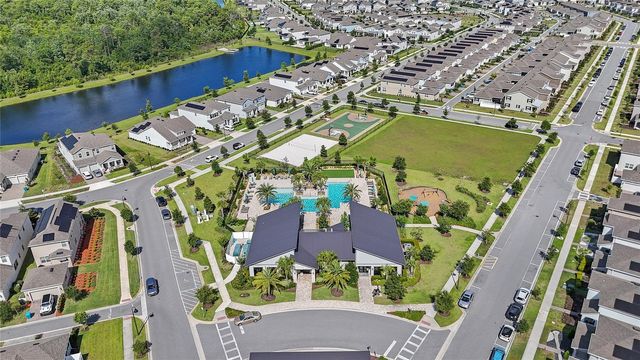 11442 LISTENING DRIVE, Orlando, FL 32832
