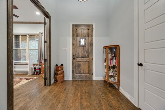 252 Agua Linda Drive, Godley, TX 76044