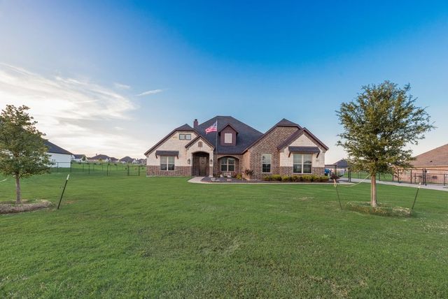 252 Agua Linda Drive, Godley, TX 76044
