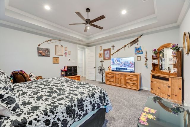 252 Agua Linda Drive, Godley, TX 76044