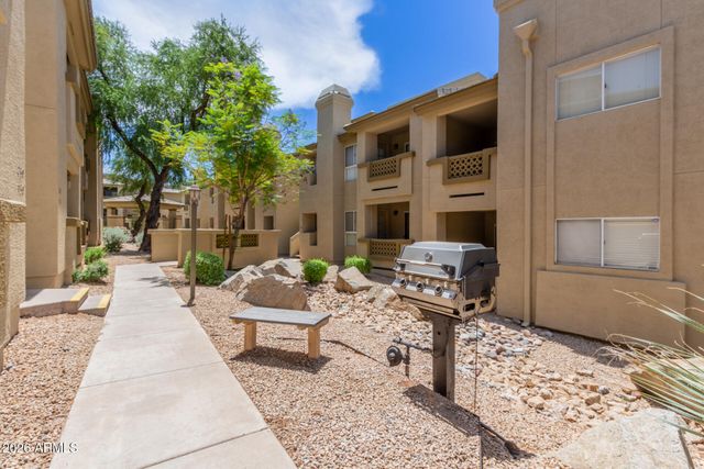 1880 E MORTEN Avenue 217, Phoenix, AZ 85020