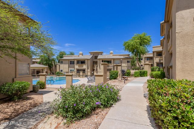 1880 E MORTEN Avenue 217, Phoenix, AZ 85020