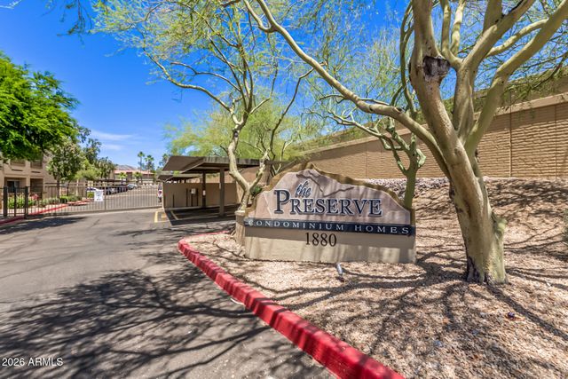 1880 E MORTEN Avenue 217, Phoenix, AZ 85020