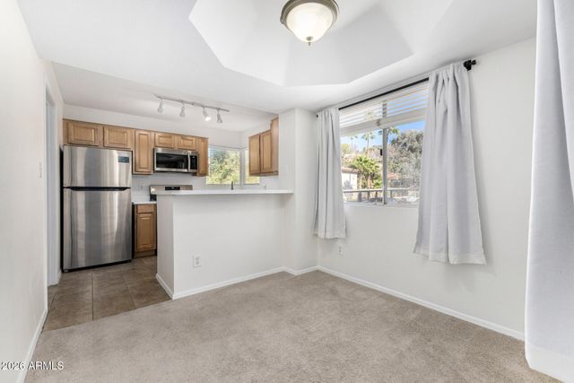 1880 E MORTEN Avenue 217, Phoenix, AZ 85020