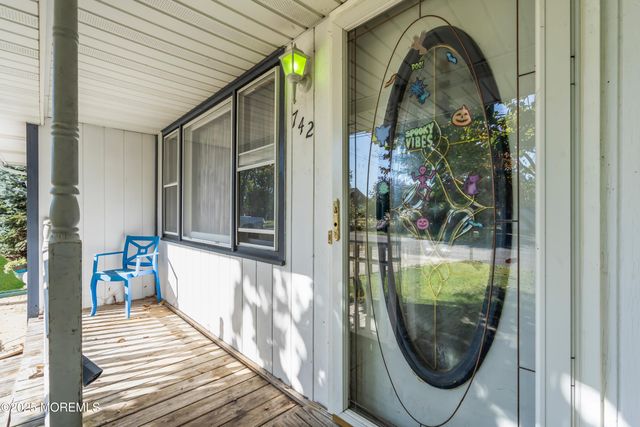 742 Sycamore Drive, Brick, NJ 08723