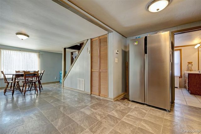 1717 S Sashabaw Road, Ortonville, MI 48462