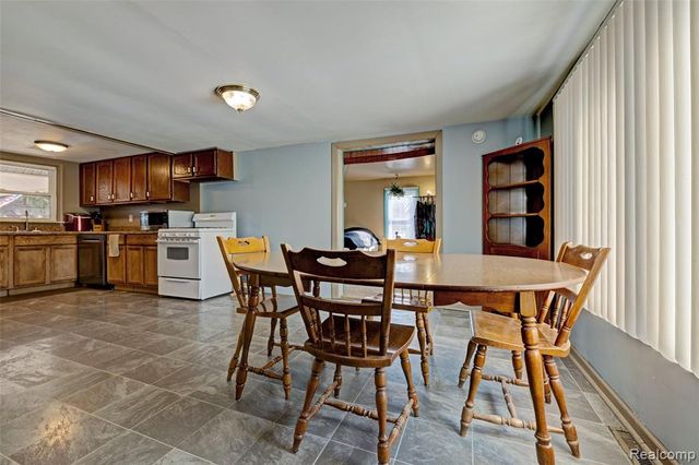 1717 S Sashabaw Road, Ortonville, MI 48462