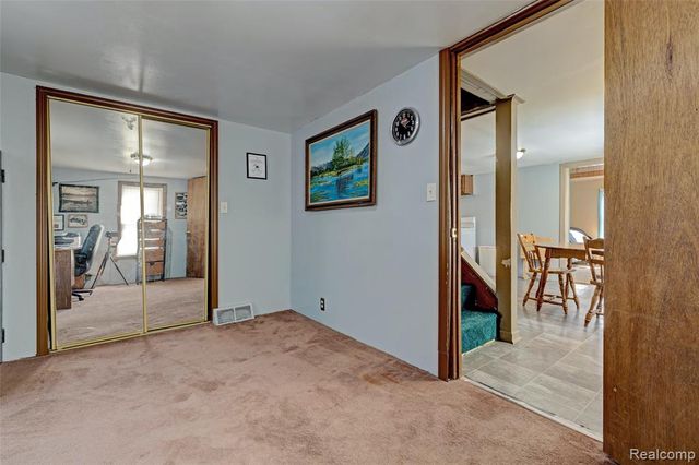 1717 S Sashabaw Road, Ortonville, MI 48462