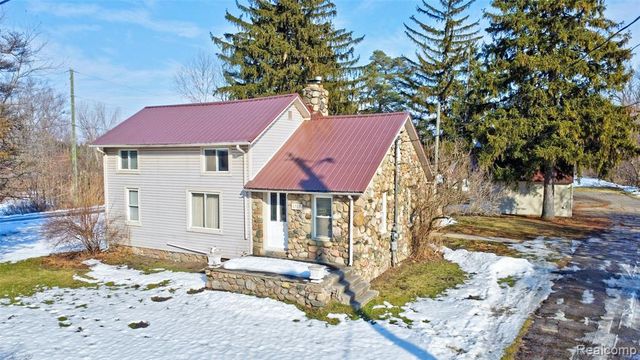 1717 S Sashabaw Road, Ortonville, MI 48462