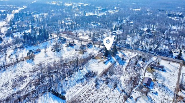 1717 S Sashabaw Road, Ortonville, MI 48462