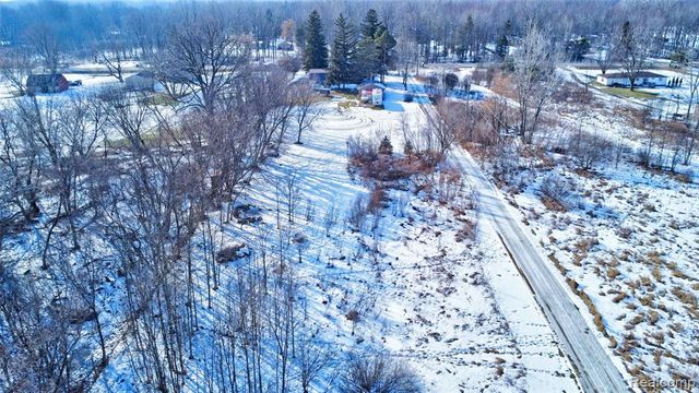 1717 S Sashabaw Road, Ortonville, MI 48462