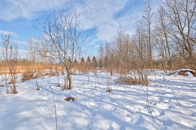 1717 S Sashabaw Road, Ortonville, MI 48462