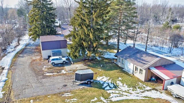 1717 S Sashabaw Road, Ortonville, MI 48462