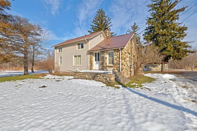 1717 S Sashabaw Road, Ortonville, MI 48462