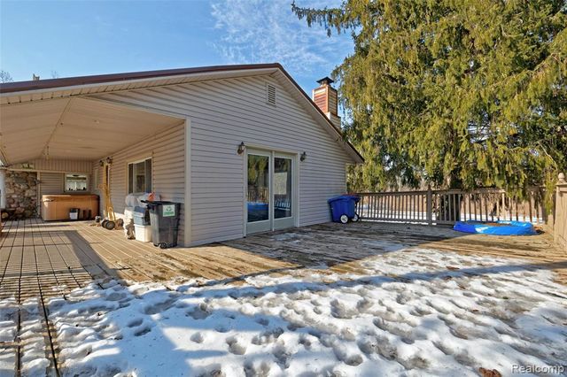 1717 S Sashabaw Road, Ortonville, MI 48462