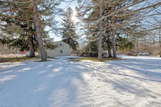 1717 S Sashabaw Road, Ortonville, MI 48462