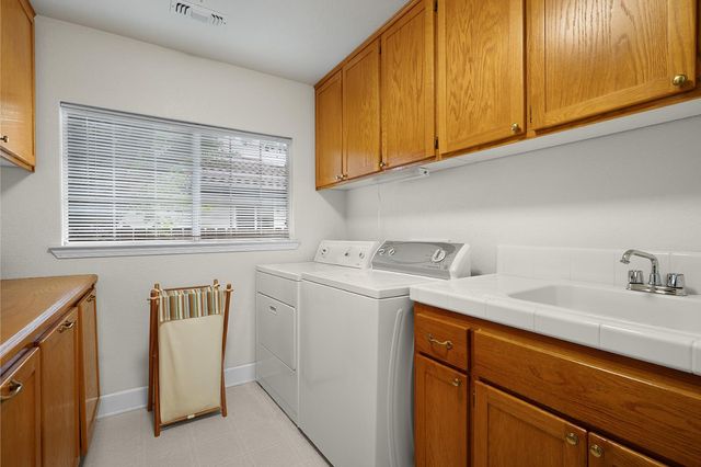 125 Carson Ave, Auburn, CA 95603