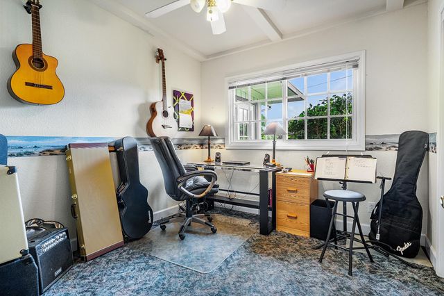 125 Carson Ave, Auburn, CA 95603