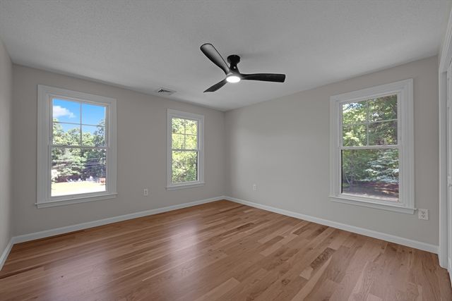 23 Juniper Rd, Franklin, MA 02038