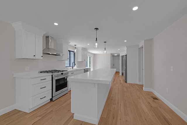 23 Juniper Rd, Franklin, MA 02038