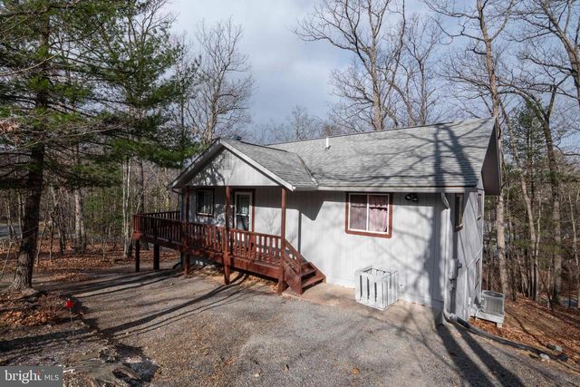 10 LERNER, Basye, VA 22810
