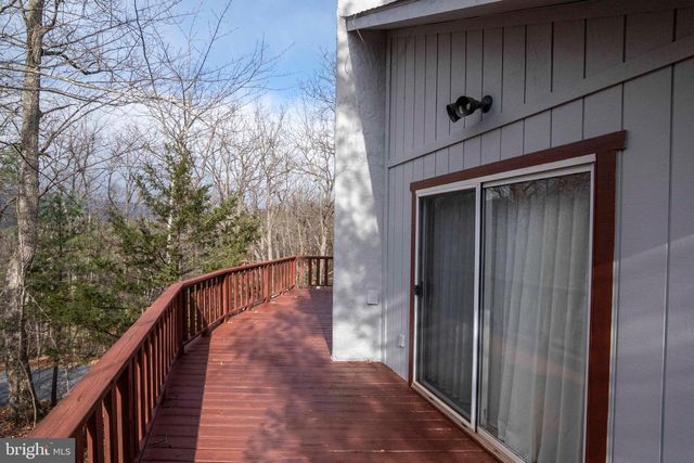 10 LERNER, Basye, VA 22810