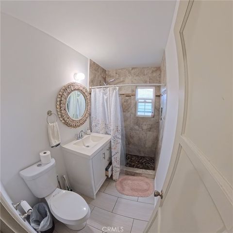 5824 Heliotrope, Maywood, CA 90270