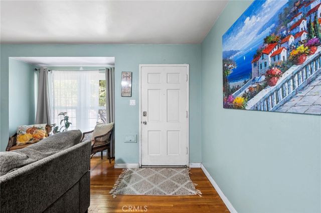 5824 Heliotrope, Maywood, CA 90270