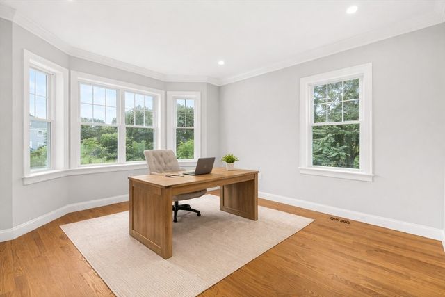 26 Flagg Street, Woburn, MA 01801