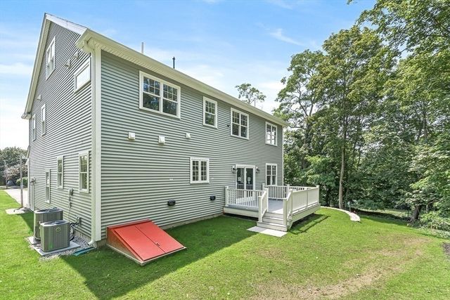 26 Flagg Street, Woburn, MA 01801