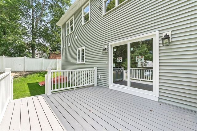 26 Flagg Street, Woburn, MA 01801