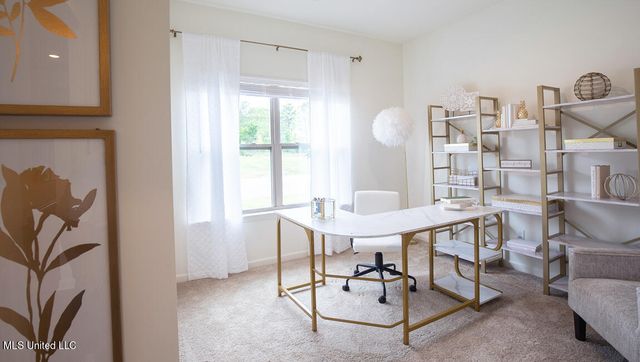 44 S Thorn Tree Street, Byhalia, MS 38611