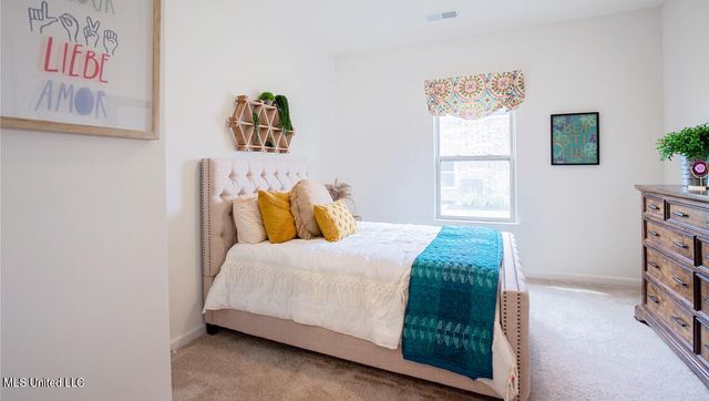 44 S Thorn Tree Street, Byhalia, MS 38611