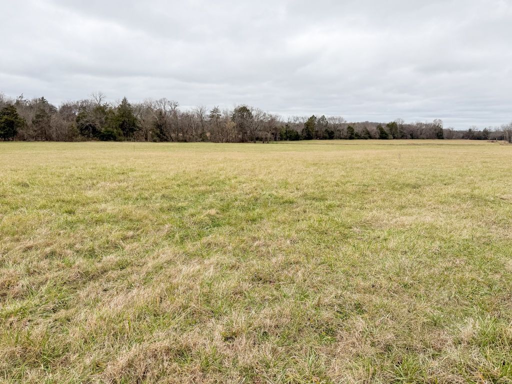 4044 Hartsville Pike, Lebanon, TN 37087