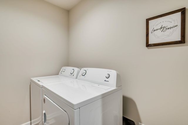 7637 E Pheasant Ridge Cir, Wichita, KS 67226