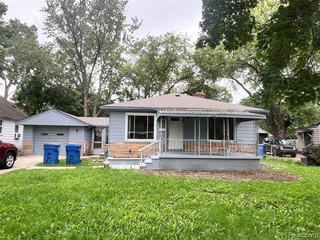 24217 Stewart, Warren, MI 48089