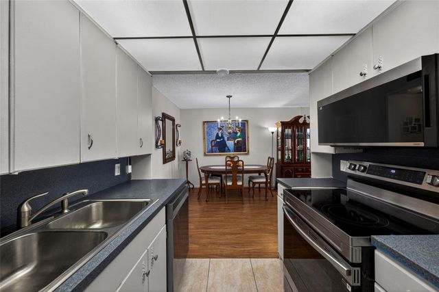 228 Grantham B 228, Deerfield Beach, FL 33442