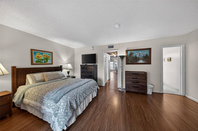 228 Grantham B 228, Deerfield Beach, FL 33442