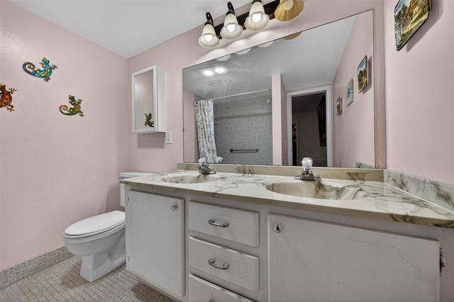 228 Grantham B 228, Deerfield Beach, FL 33442