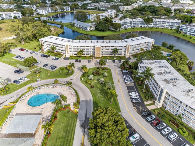 228 Grantham B 228, Deerfield Beach, FL 33442