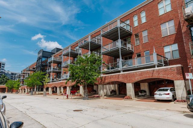 130 S Water STREET #404, Milwaukee, WI 53204